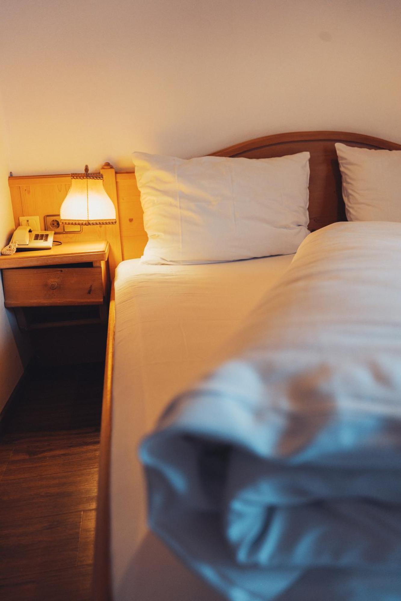 Doppelzimmer mit Balkon